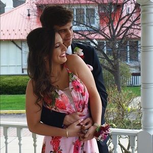 Meet your Posher, Kenzie